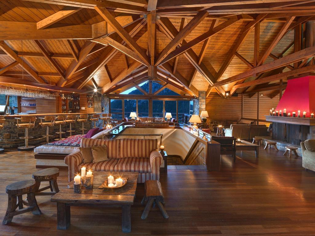 Elatos Resort & Health Club Eptálofos Екстериор снимка