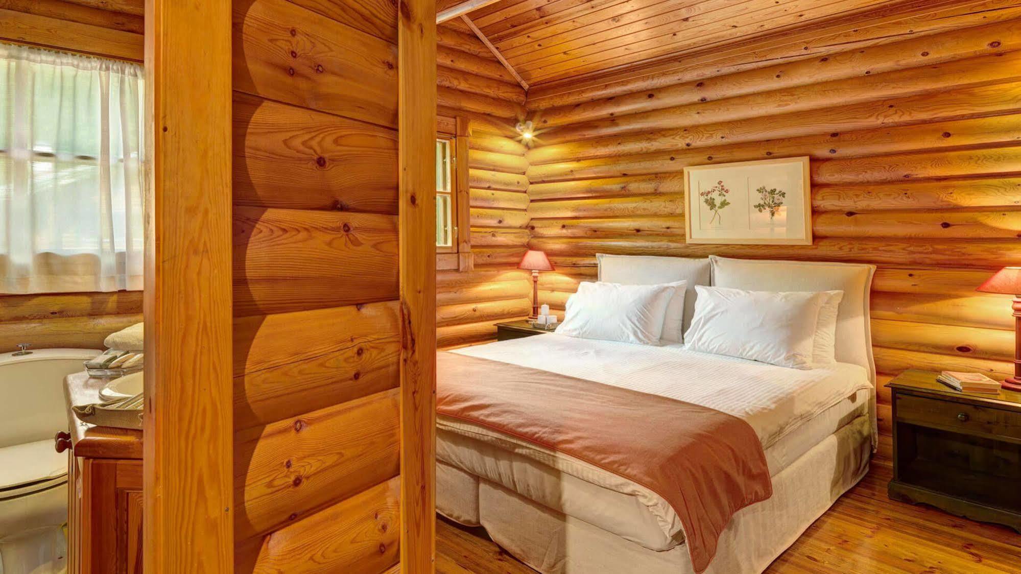 Elatos Resort & Health Club Eptálofos Екстериор снимка